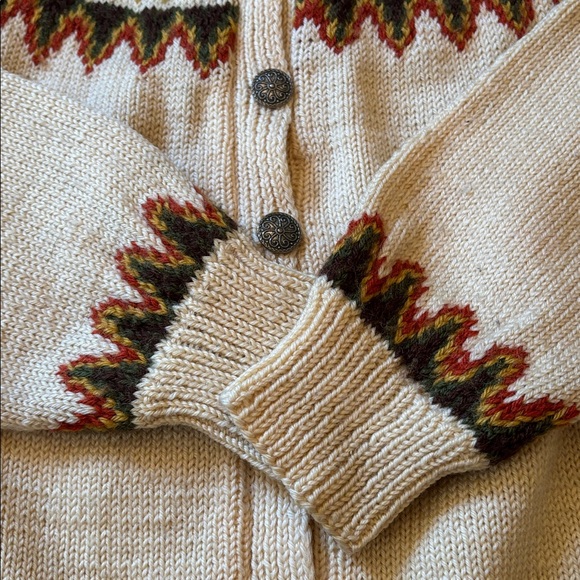 Vintage gorgeous hand knit wool sweater - Picture 9 of 10